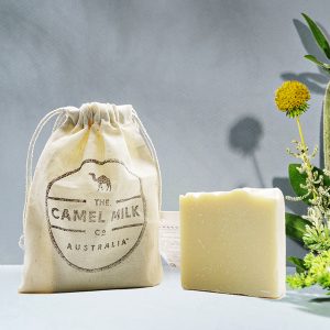 應許之地手工皂｜駝奶皂｜駱駝奶、橄欖油、麥盧卡蜂蜜／Handmade Soap／Camel milk soap／Manuka honey soap, 新棉布袋包裝&皂體